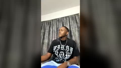 Snapshot of rey_bbc chatting on 07-20-26, 07:38 rey_bbc online show from 07-20-26, 07:38