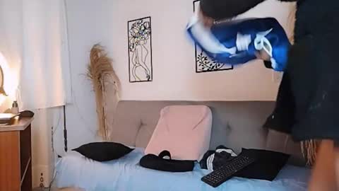 reymasterhot online show from 11-21-25, 07:01