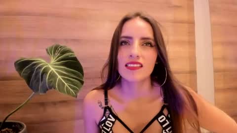 Snapshot of reyasimos chatting on 07-16-26, 08:04 reyasimos online show from 07-16-26, 08:04