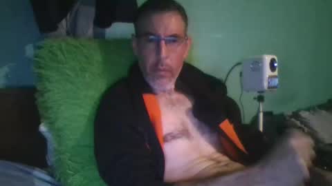 reyes_albert2006 online show from 11-23-25, 11:10