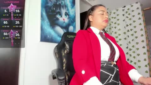 Snapshot of reyledoll chatting on 06-15-26, 07:05 Rely online show from 06-15-26, 07:05