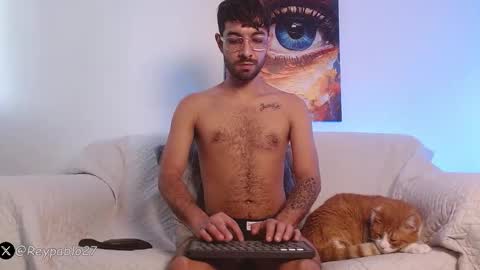 REY PABLO Independent online show from 03-11-26, 09:54