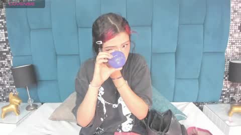 Reze  online show from 04-15-26, 12:34