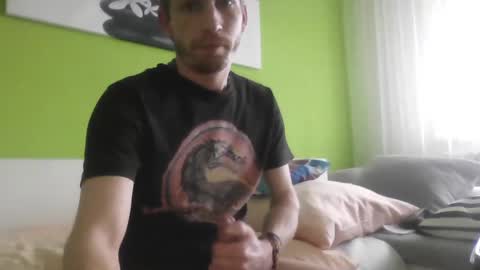 Snapshot of rezik34cz chatting on 01-21-25, 12:39 rezik34cz online show from 01-21-25, 12:39