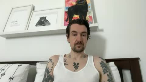 Snapshot of rfcolin chatting on 06-16-26, 03:53 rfcolin online show from 06-16-26, 03:53