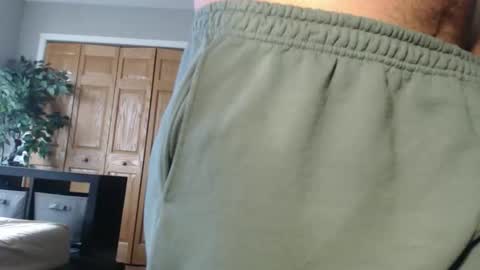 Snapshot of rfit1 chatting on 02-12-26, 06:36 rfit1 online show from 02-12-26, 06:36