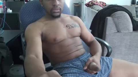 Snapshot of rfryre chatting on 03-08-25, 04:06 Taye online show from 03-08-25, 04:06