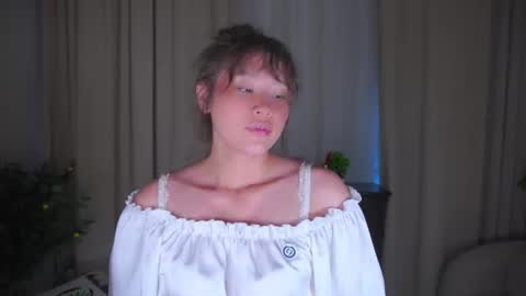 Snapshot of rhebageigel chatting on 06-23-26, 06:28 Nanami online show from 06-23-26, 06:28