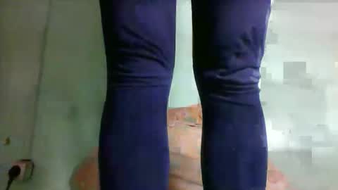 rhesa404090 online show from 03-12-26, 09:48