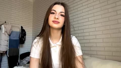 Anna online show from 10-19-25, 10:27