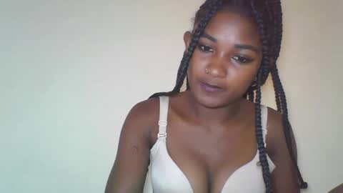 Snapshot of rhoanna chatting on 05-31-26, 08:32 rhoanna online show from 05-31-26, 08:32