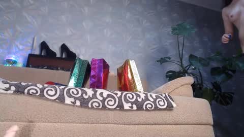 ria_32 online show from 12-20-25, 03:02