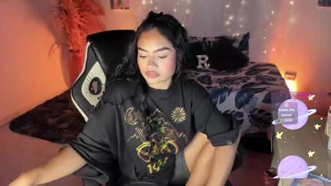 Snapshot of riana_kean chatting on 02-10-26, 01:53 RianaK online show from 02-10-26, 01:53