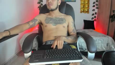 Snapshot of riancum chatting on 02-12-25, 05:58 juan online show from 02-12-25, 05:58