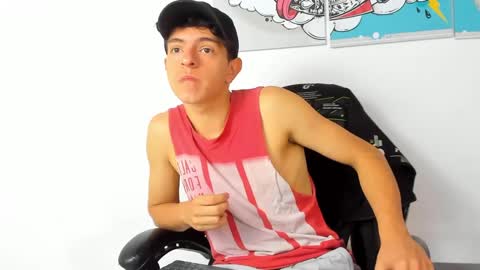 Snapshot of ricardo_fernandez chatting on 01-21-25, 12:29 ricardo_fernandez online show from 01-21-25, 12:29