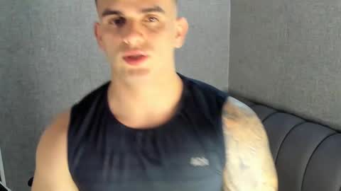 ricardogonzalez666 online show from 01-28-25, 07:43