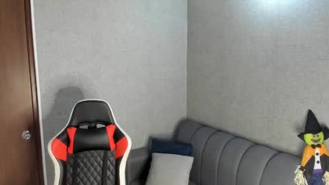 ricardogonzalez666 online show from 02-15-25, 05:51