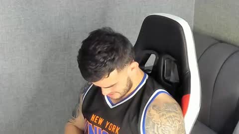 ricardogonzalez666 online show from 02-26-25, 07:16