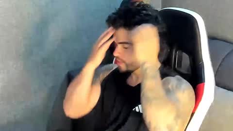 ricardogonzalez666 online show from 10-12-25, 11:37