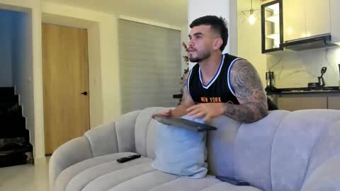 ricardogonzalez666 online show from 01-10-26, 10:36