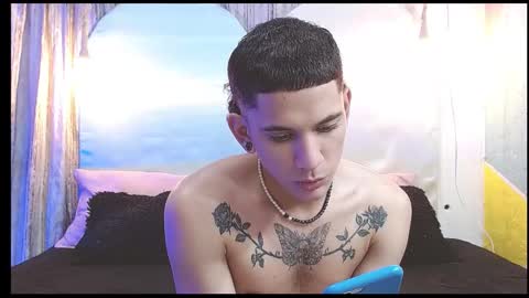 Snapshot of rich_de_la_rosa chatting on 01-07-26, 04:26 rich and kitty online show from 01-07-26, 04:26