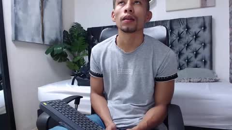 richar_voller online show from 12-31-24, 11:20