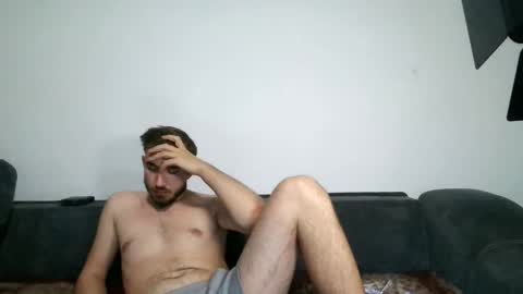 richard111223 online show from 11-21-25, 01:43