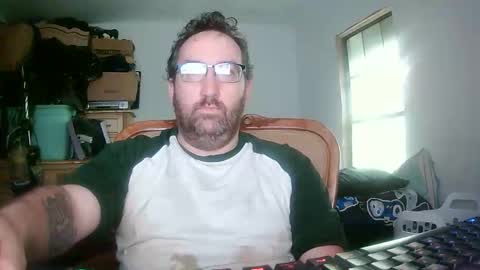 Snapshot of richard11268869 chatting on 05-18-26, 09:53 richard11268869 online show from 05-18-26, 09:53