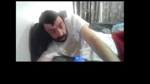 Snapshot of richard_hot27_ chatting on 05-11-26, 08:42 Richard online show from 05-11-26, 08:42
