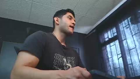 Ricardo online show from 06-18-26, 05:28