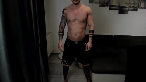 RichardDarell online show from 12-19-25, 05:47