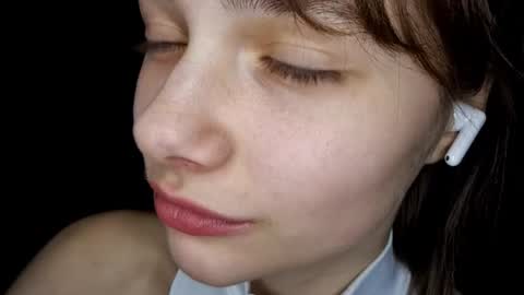 Snapshot of richardlundsten chatting on 02-13-26, 05:20 Luna online show from 02-13-26, 05:20