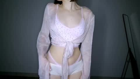 Snapshot of richardlundsten chatting on 04-19-26, 06:32 Luna online show from 04-19-26, 06:32