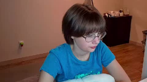 Snapshot of richardlundsten chatting on 08-01-26, 06:07 Luna online show from 08-01-26, 06:07