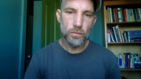 Snapshot of richheader chatting on 10-28-25, 01:14 richheader online show from 10-28-25, 01:14