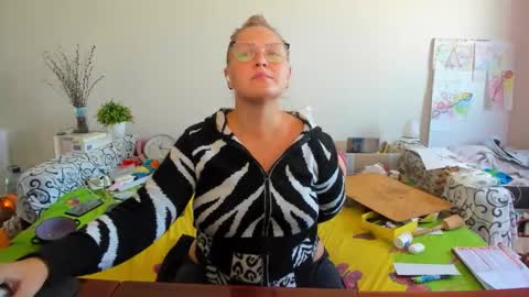 Snapshot of richlucky555 chatting on 11-03-25, 10:05 Anna - not anna - right Anna online show from 11-03-25, 10:05