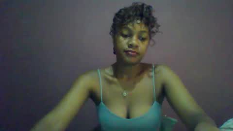 ricie001 online show from 05-06-26, 12:21