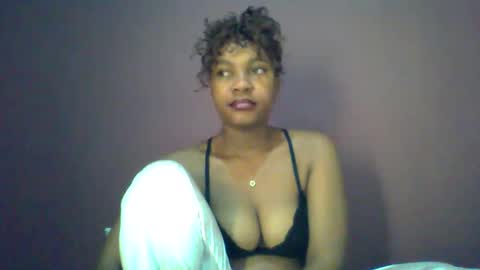 ricie001 online show from 06-08-26, 01:11
