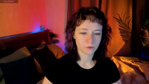Snapshot of ricki_bloom chatting on 07-02-26, 01:16 Ricki online show from 07-02-26, 01:16