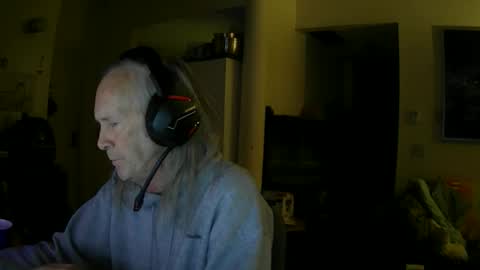 rickl56 online show from 04-11-26, 01:54