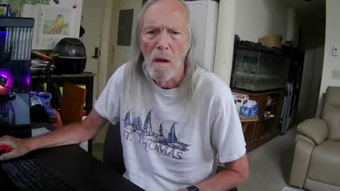 Snapshot of rickl56 chatting on 07-18-26, 02:54 rickl56 online show from 07-18-26, 02:54