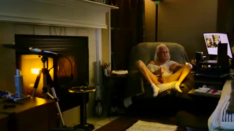 PINK HOLE TWINK online show from 01-29-25, 05:19