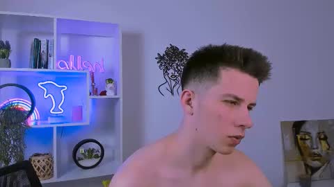 Rico online show from 02-18-26, 07:43