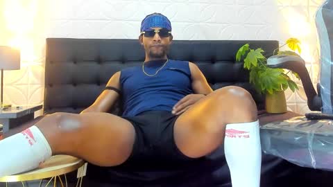 RicoBrowm online show from 02-05-25, 04:37