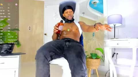 Snapshot of ricobrown777 chatting on 06-13-26, 04:10 RicoBrowm online show from 06-13-26, 04:10