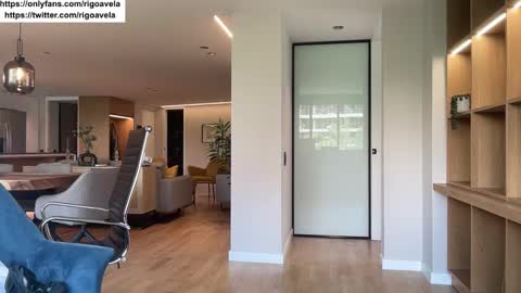 Rigo Avela online show from 10-27-25, 07:40