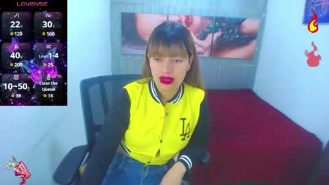 Snapshot of rihana_milan chatting on 02-23-25, 11:55 RIHANA online show from 02-23-25, 11:55