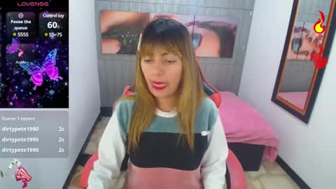 Snapshot of rihana_milan chatting on 02-28-25, 09:12 RIHANA online show from 02-28-25, 09:12