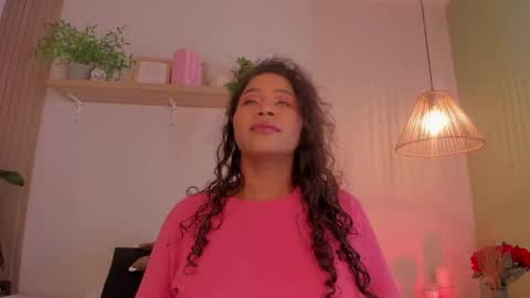 Snapshot of rihanna_sena chatting on 02-25-26, 03:38 rihanna_sena online show from 02-25-26, 03:38