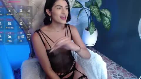 Snapshot of rihannagil chatting on 12-17-25, 03:18 rihanna online show from 12-17-25, 03:18